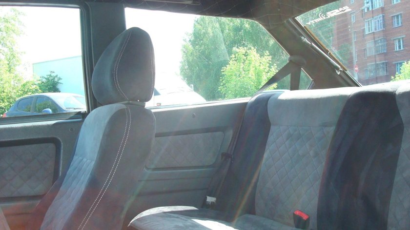 ВАЗ 2113 салон сзади