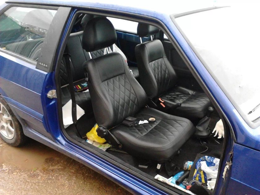 ВАЗ 2113 салон сзади