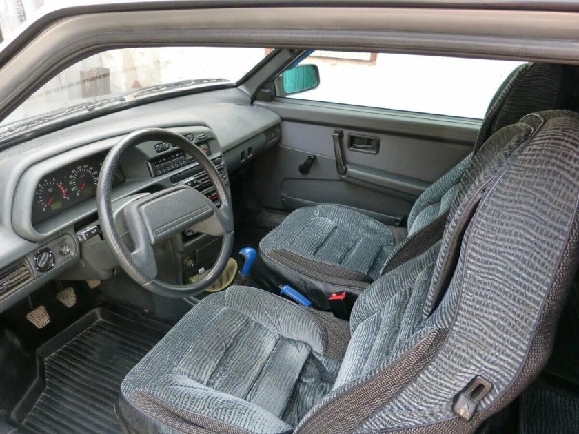 ВАЗ 2113 2009 года