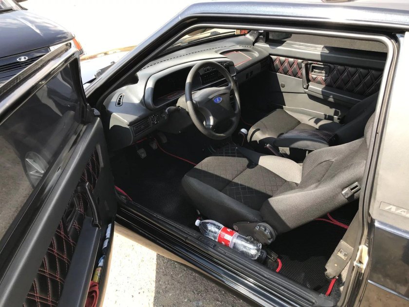 Лада ВАЗ 2113 салон