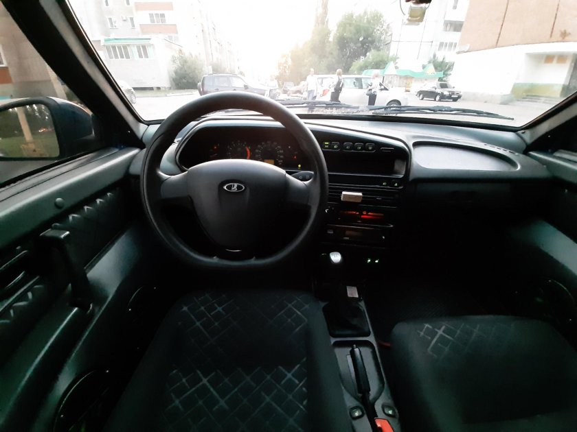 ВАЗ 2113 новая с салона купить цена в Тольятти