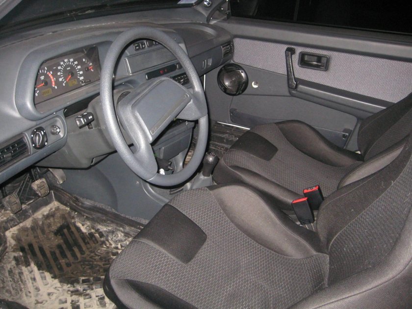 Лада ВАЗ 2113 салон