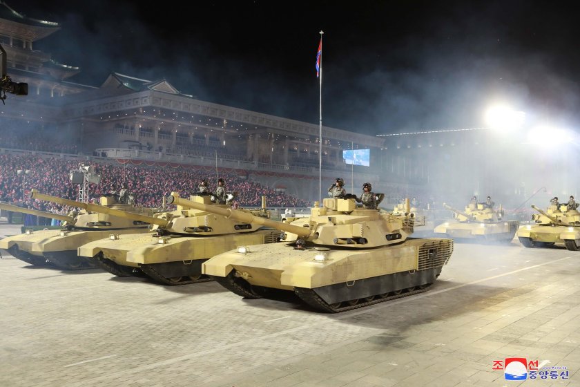 Северокорейские танки Сонгун-915
