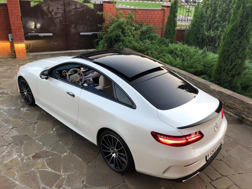 Мерседес е200 с панорамной крышей