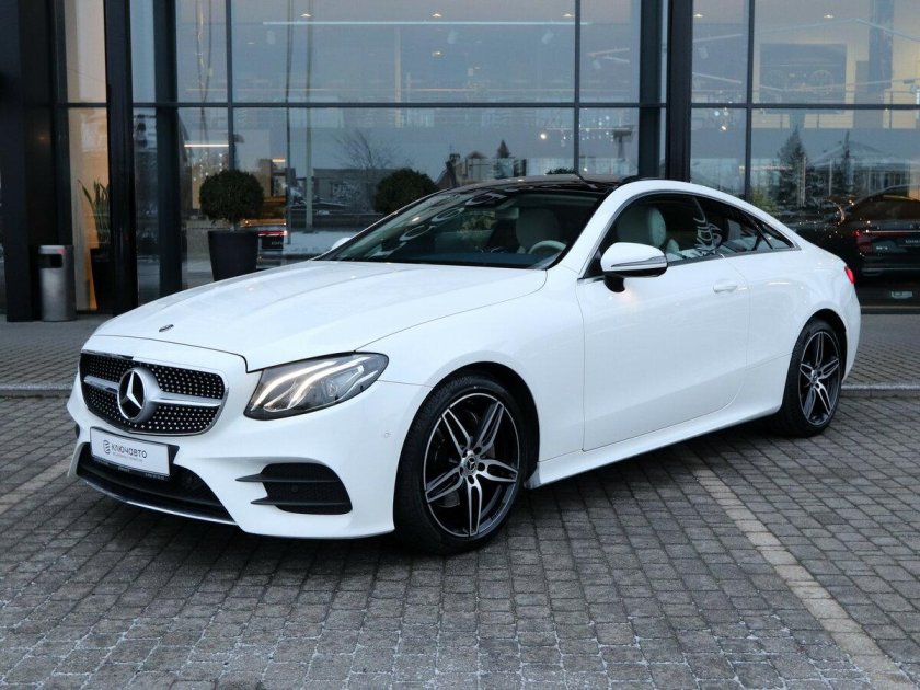 Mercedes benz e coupe