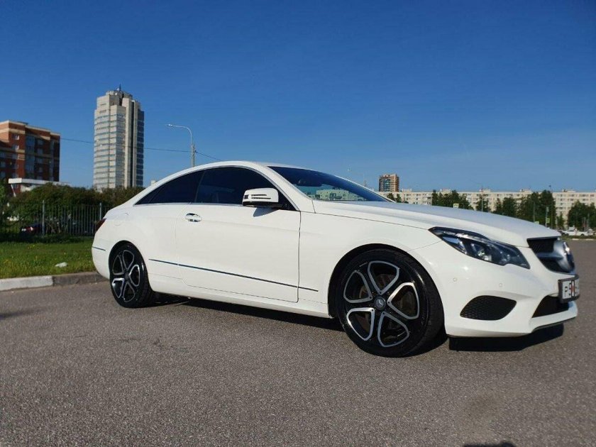 Мерседес 212 купе рестайлинг