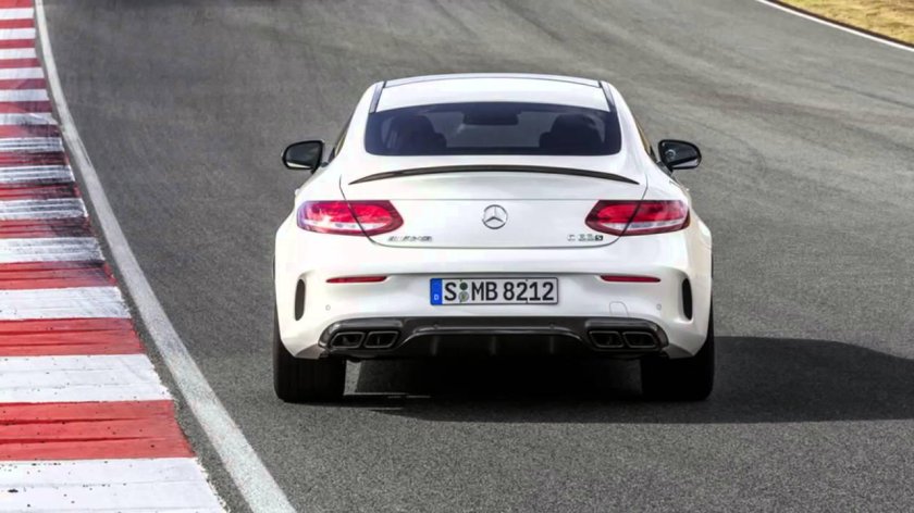 Мерседес c63s AMG
