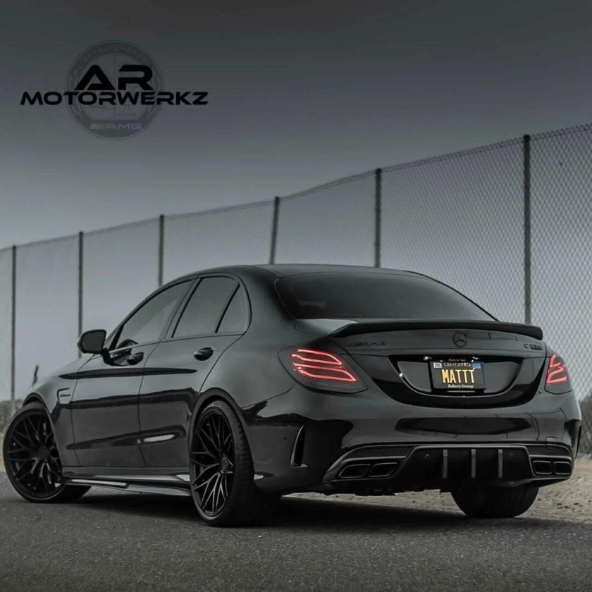 Мерседес Бенц ц63 АМГ