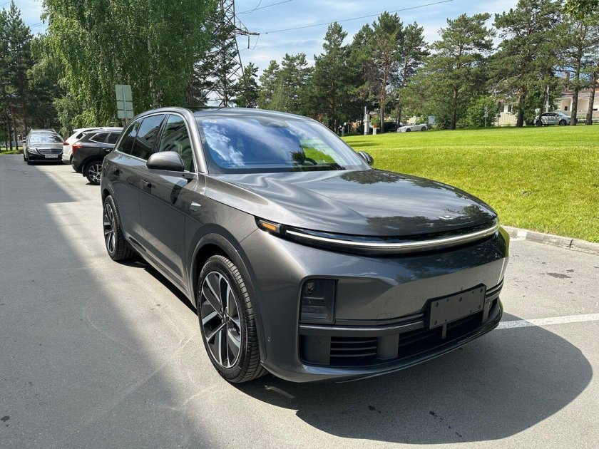 Lixiang l7 автомобиль серый