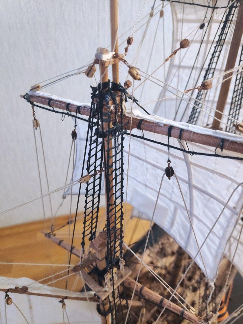 Бомбардирский корабль