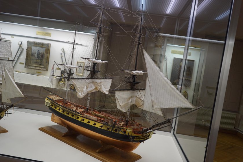 Центральный военно морской музей санкт петербург