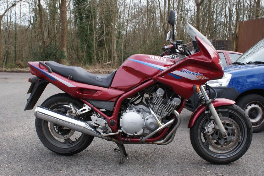 Yamaha XJ 900 diversion