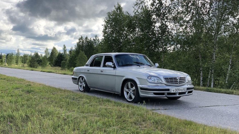 ГАЗ 31105 Волга белая