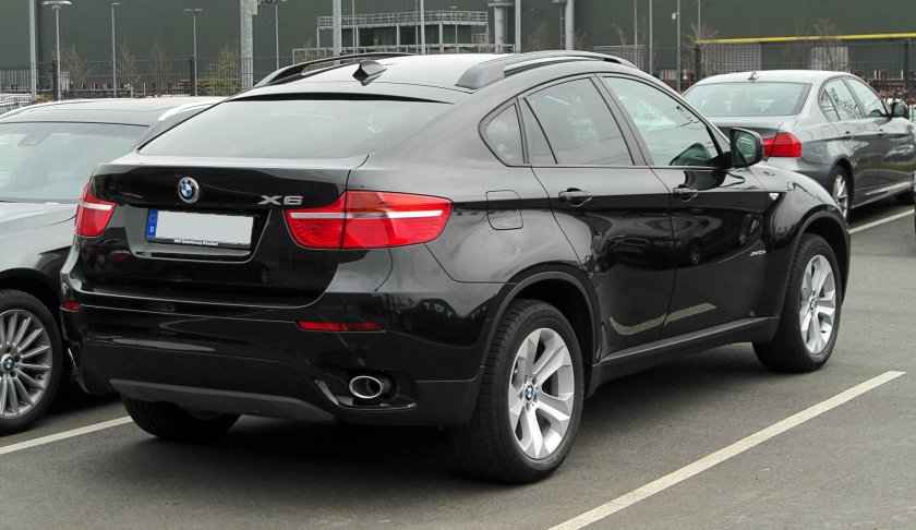 BMW x6 2011