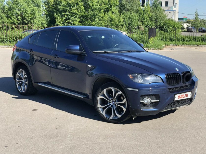 БМВ x6 темно синий