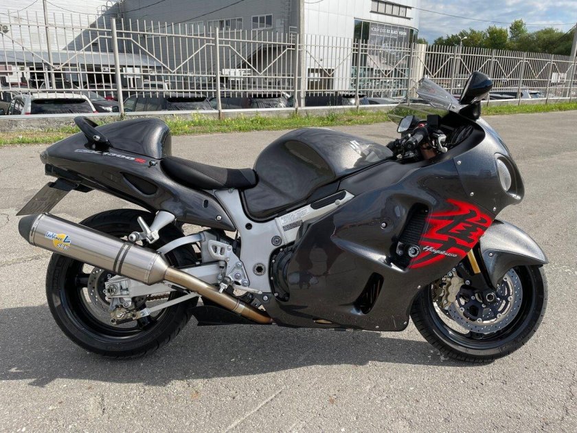 Хаябуса серая