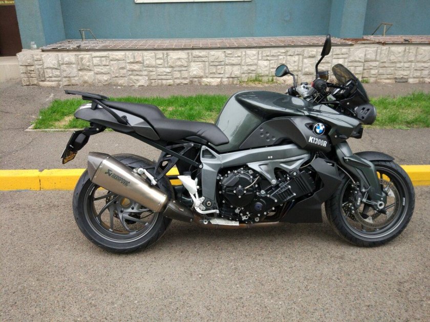 Мотоцикл БМВ 1300 кубов