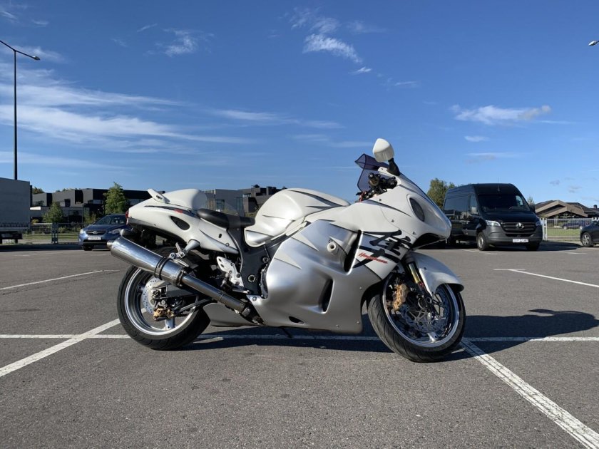 Сузуки хаябуса 1300