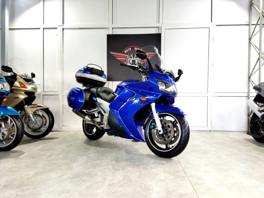 Мотоцикл yamaha