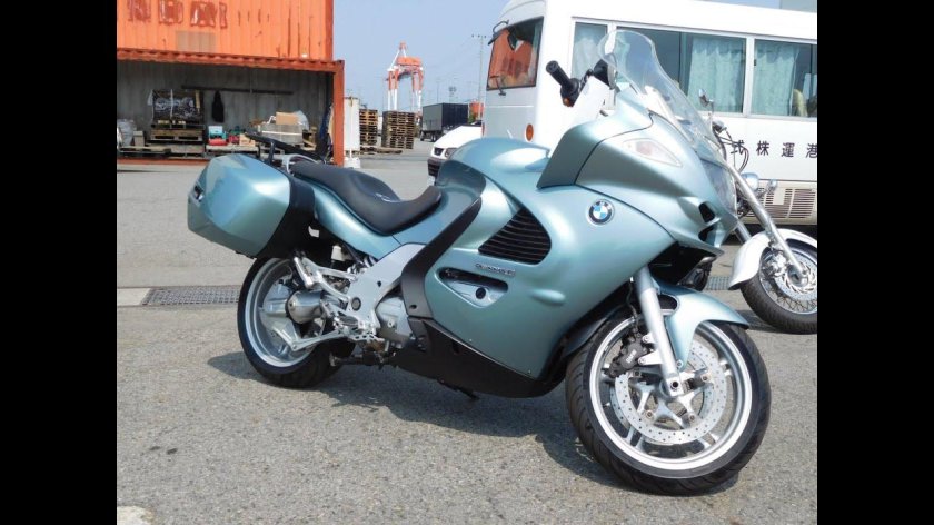 БМВ 1200 кубов