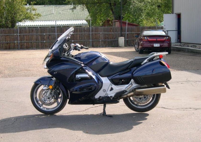 Хонда ст 1300 Пан Европа