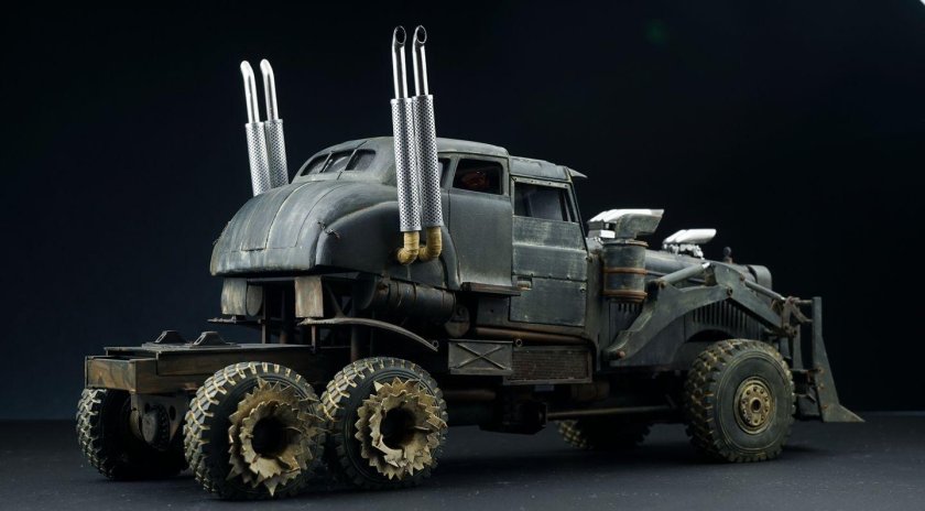 Грузовик Мад Макс