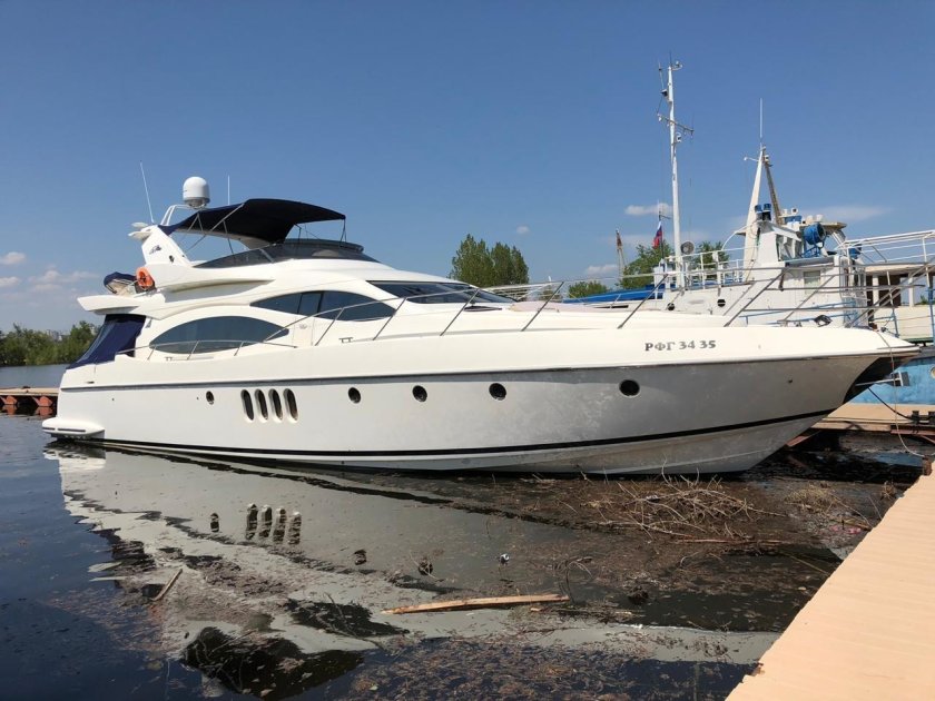 Azimut 68