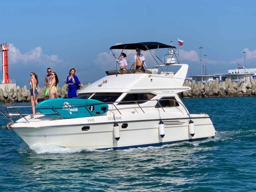 Яхта Беллини