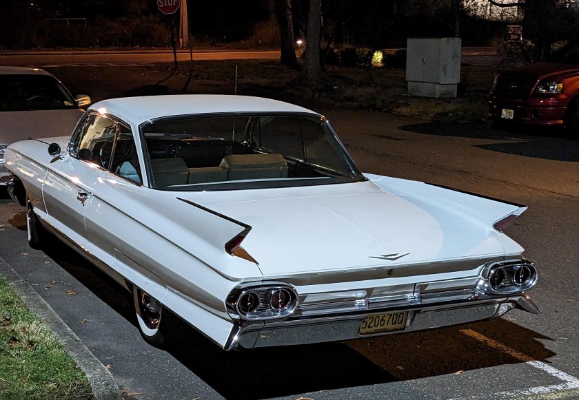 Кадиллак девиль 1961