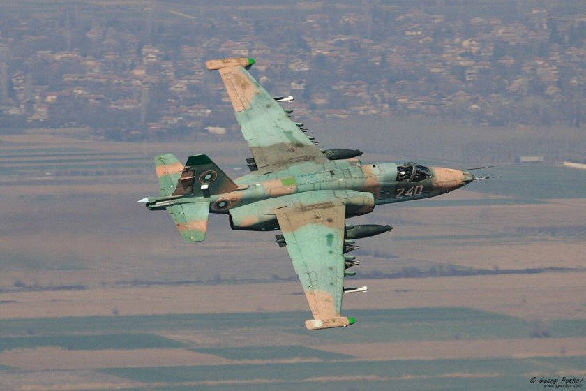 Грач самолет Су 25