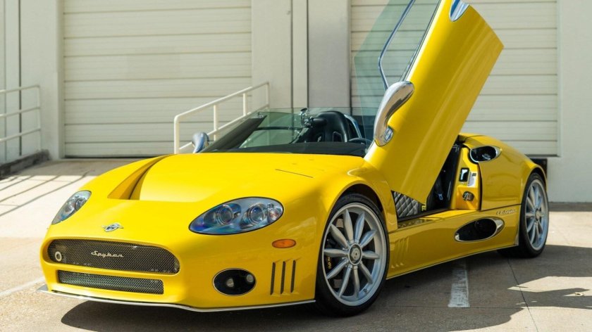 Spyker c 8 spyder
