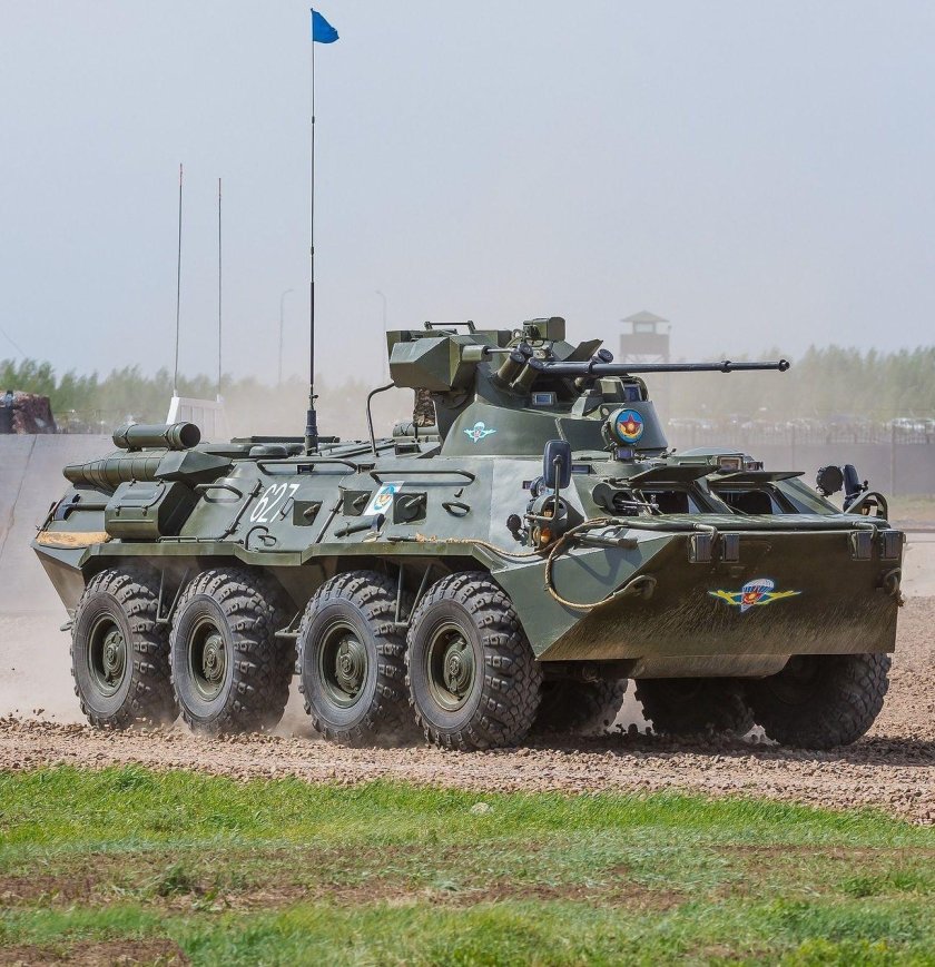 БТР-82 бронетранспортёр