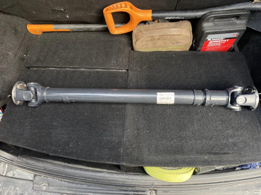 Карданный вал Нива Шевроле