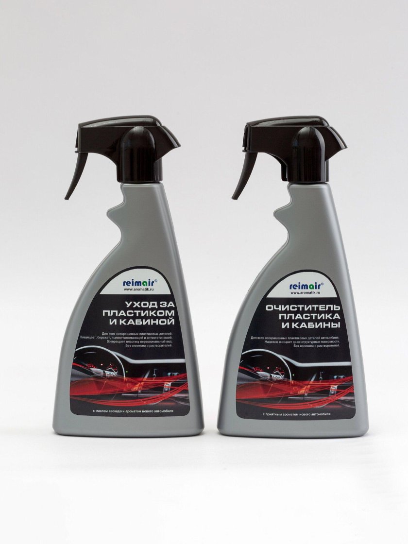 Очиститель пластика салона автомобиля