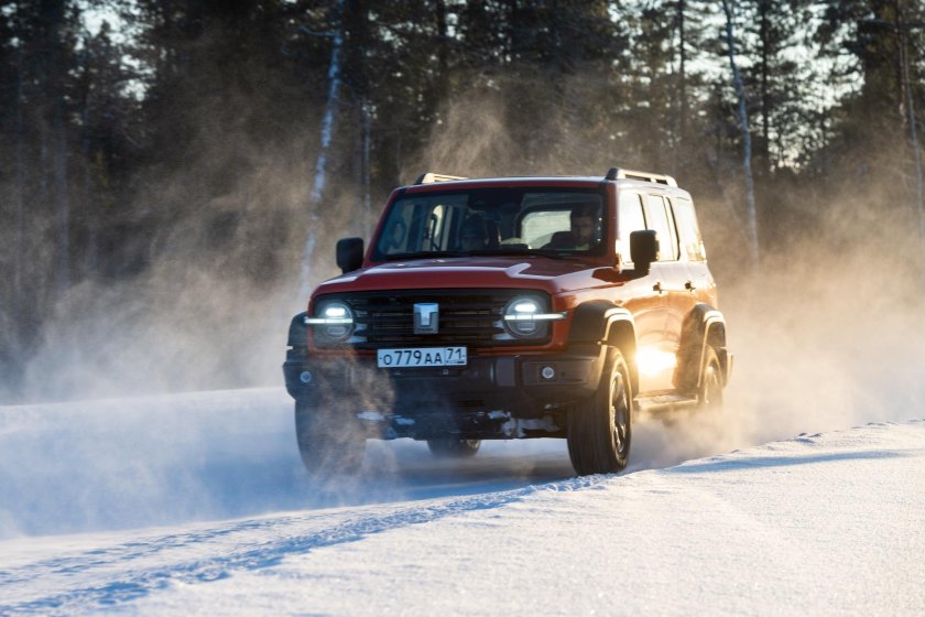 Машина внедорожник