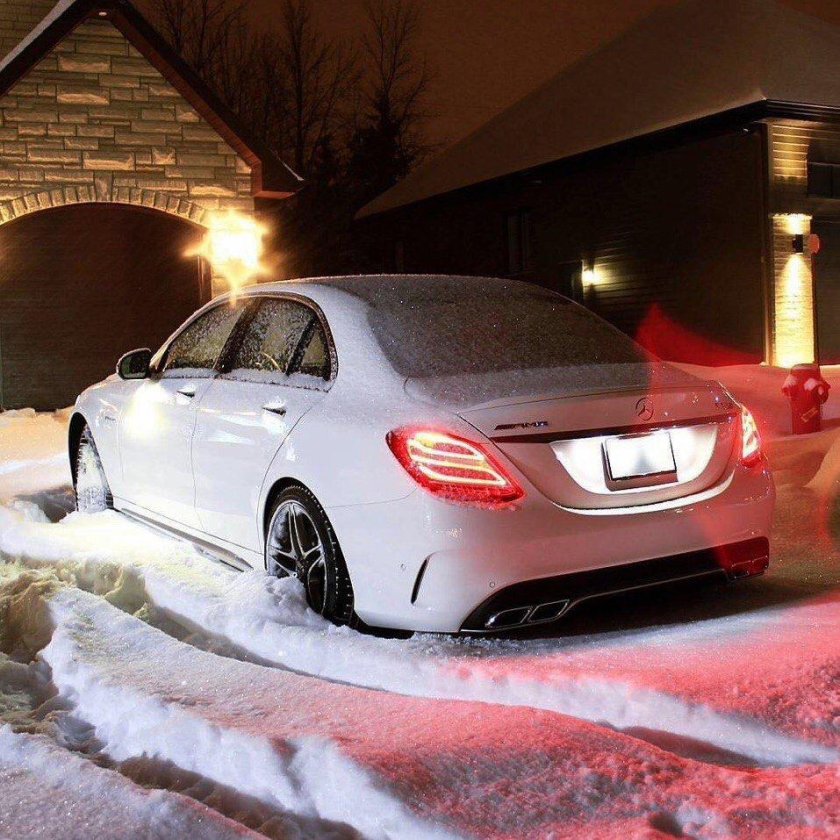 Мерседес е200 белый ночью