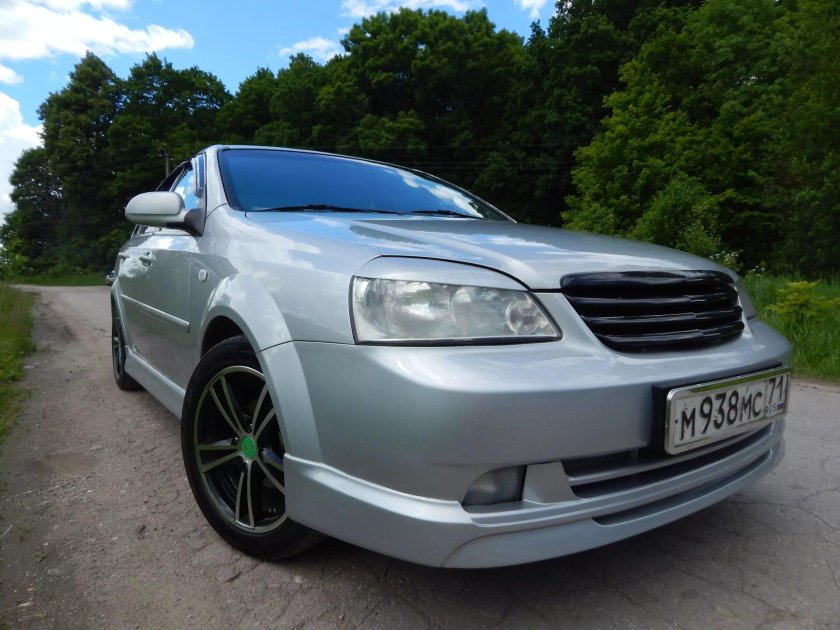 Решетка Лачетти седан