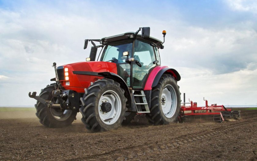 Трактора и самоходные машины