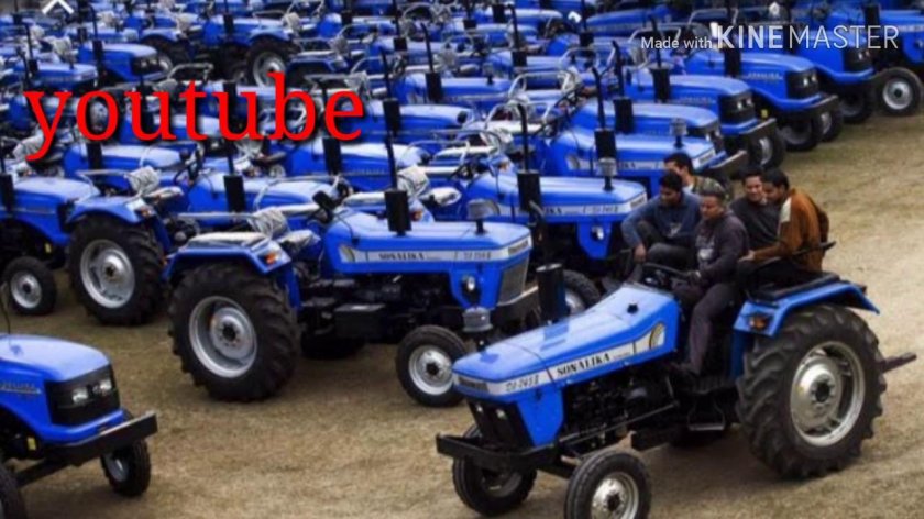 Много тракторов