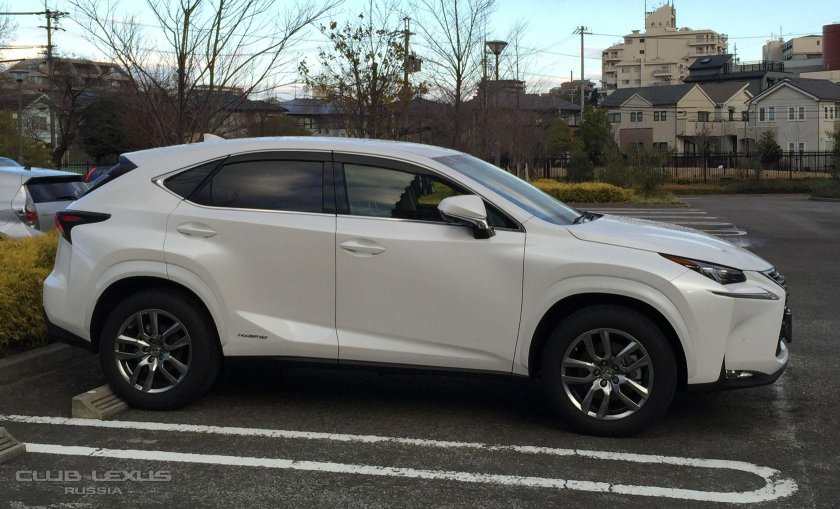 Лексус NX 200 белый перламутр