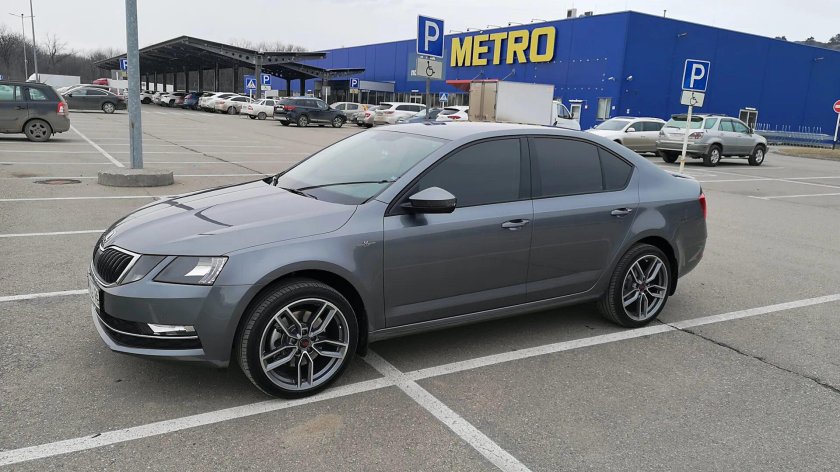 Octavia a7 Platinum Grey r18