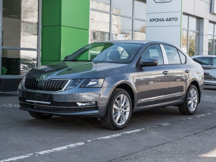 Шкода Октавия а8 серая