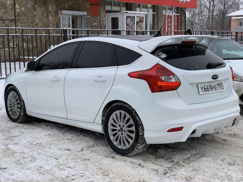 Ford Focus 3 Hatchback White