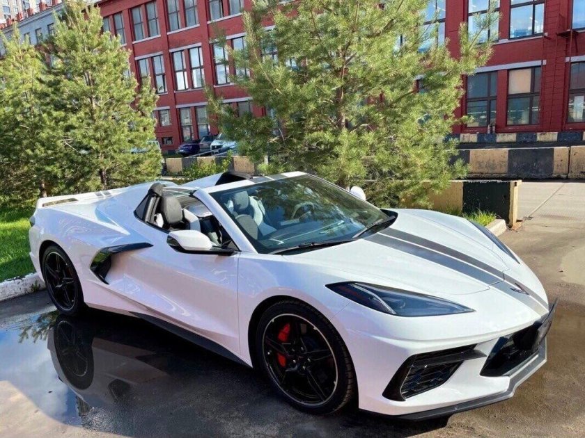 Шевроле Корвет с8 Стингрей 2022