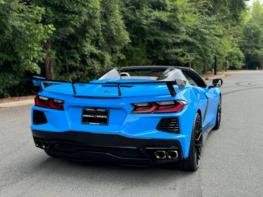Chevrolet corvette 2021
