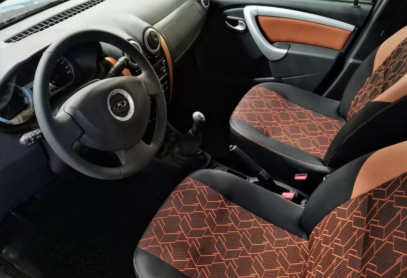 Ларгус кросс 2023 салон