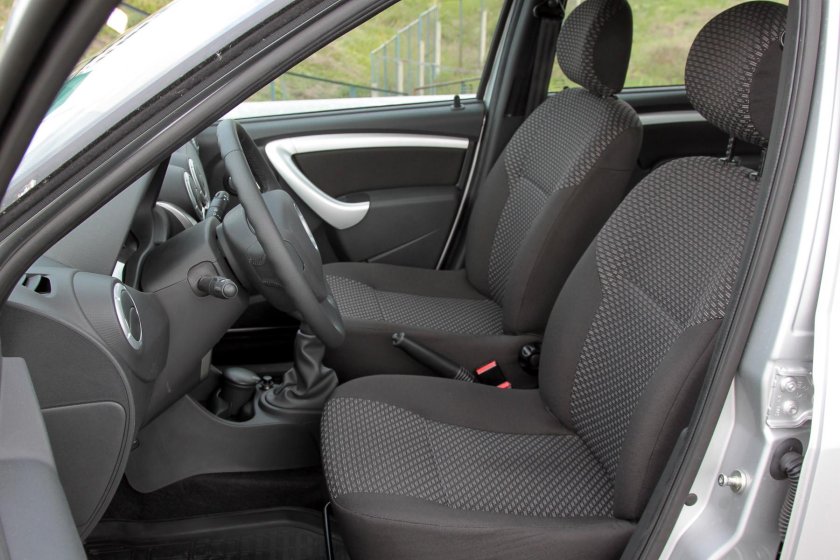 Lada Largus 5 мест салон