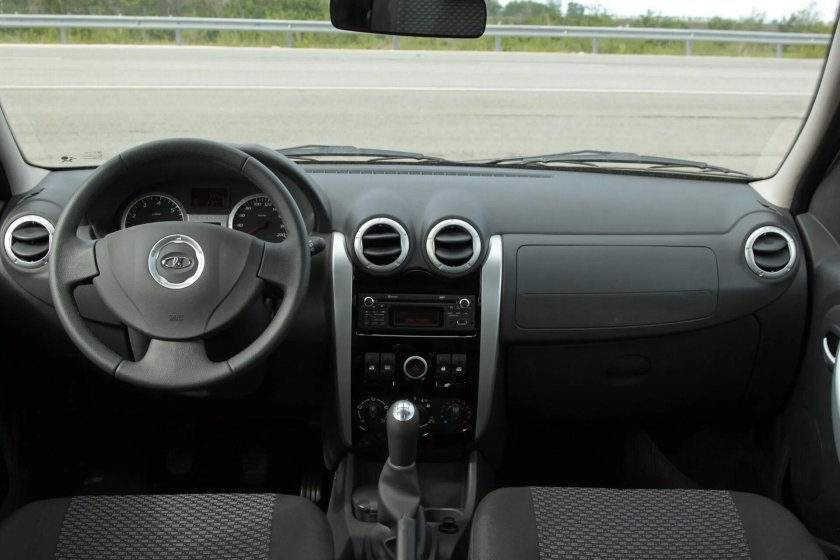 Lada Largus 2014 салон