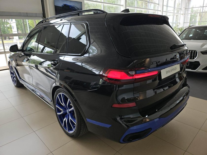 Новая bmw x 7