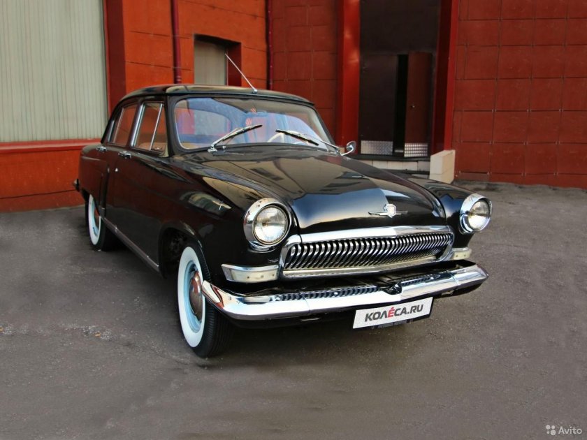 Волга ГАЗ 21 черная молния